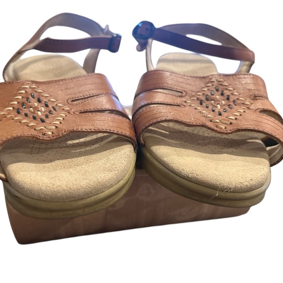 SAS Tri Pad Comfort Camel color Sandal - Picture 11 of 16